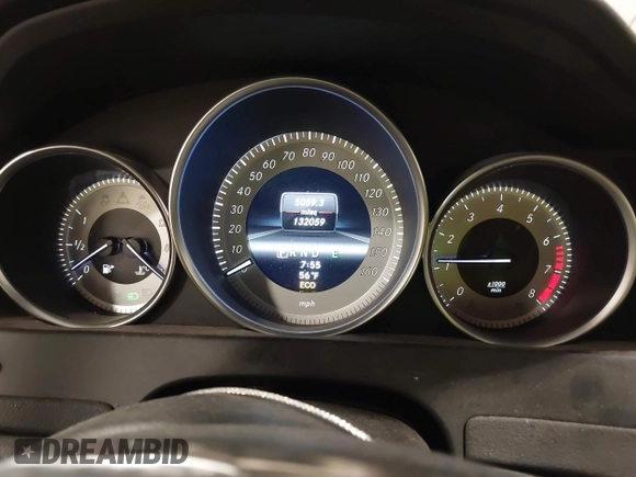 2013 Mercedes-Benz C 300 Sport с VIN WDDGF8AB3DR297543, выставлен на аукционе IAAI как лот 42323929 с пробегом 132 059 миль миль и . История ставок и продаж доступна на DreamBid. Изображение 7.