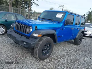 2024 Jeep Wrangler Willys with VIN 1C4PJXDG6RW287267, listed as a IAAI auction lot 41981301 with 8,996 mi miles and . Bid and sale history available at carsss.com. Image 18.