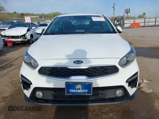 2021 Kia Forte LXS z VIN 3KPF24AD2ME327400, wystawiony jako IAAI lot #41897888 z przebiegiem 103 248 mil mil oraz . Historia ofert i sprzedaży dostępna na DreamBid. Obrazek 12.