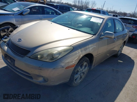 2005 Lexus ES 330 with VIN JTHBA30G155133489, listed as a IAAI auction lot 41892706 with 208,205 mi miles. Bid and sale history available at carsss.com. Image 17.