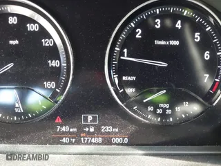 2018 BMW X2 xDrive28i with VIN WBXYJ5C33JEF70152, listed as a IAAI auction lot 42048693 with 177,488 mi miles. Bid and sale history available at carsss.com. Image 7.