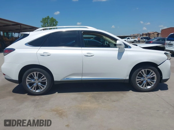 2013 Lexus RX 350 z VIN 2T2ZK1BA9DC090673, wystawiony jako IAAI lot #42082165 z przebiegiem 137 556 mil mil oraz . Historia ofert i sprzedaży dostępna na DreamBid. Obrazek 13.