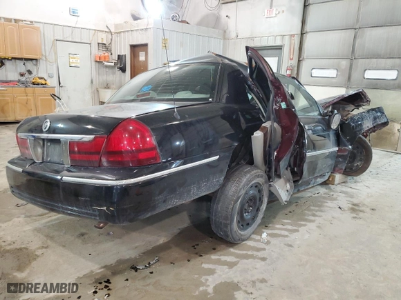 2005 Mercury Grand Marquis GS with VIN 2MEFM74W55X618945, listed as a Copart auction lot 39129284 with 161,933 mi miles and Non Repairable. Bid and sale history available at carsss.com. Image 3.