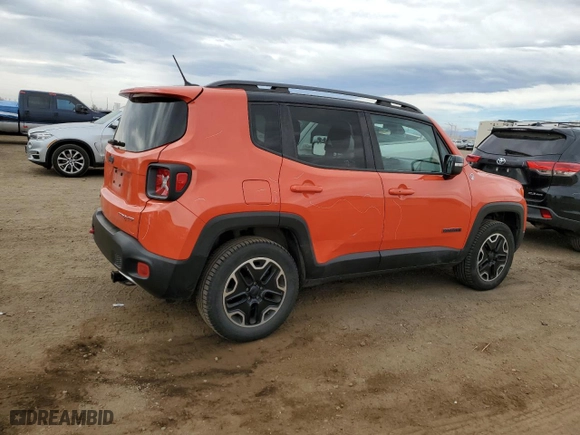 2015 Jeep Renegade Trailhawk with VIN ZACCJBCT6FPC33444, listed as a Copart auction lot 50146275 with 112,161 mi miles and Salvage Title. Bid and sale history available at carsss.com. Image 3.