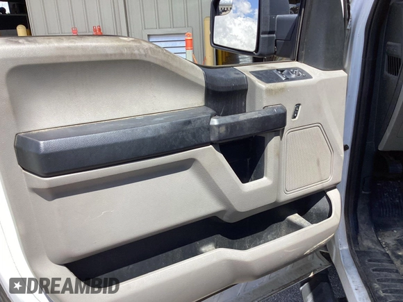 2016 Ford F-150 XL with VIN 1FTNF1EF8GKE19963, listed as a IAAI auction lot 42677933 with 112,473 mi miles and . Bid and sale history available at DreamBid. Image 10.