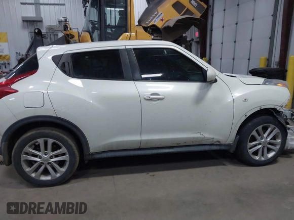 2012 Nissan Juke SL with VIN JN8AF5MV8CT122182, listed as a IAAI auction lot 41670838 with 120,351 mi miles. Bid and sale history available at carsss.com. Image 13.