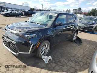2024 Kia Soul LX with VIN KNDJ23AU1R7901738, listed as a Copart auction lot 50190085 with 3,835 mi miles and Salvage Title. Bid and sale history available at carsss.com. Image 1.