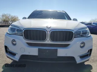 2015 BMW X5 xDrive35i z VIN 5UXKR0C50F0K62596, wystawiony jako Copart lot #45988185 z przebiegiem 128 771 mil mil oraz Szkoda całkowita • Salvage title. Historia ofert i sprzedaży dostępna na DreamBid. Obrazek 5.