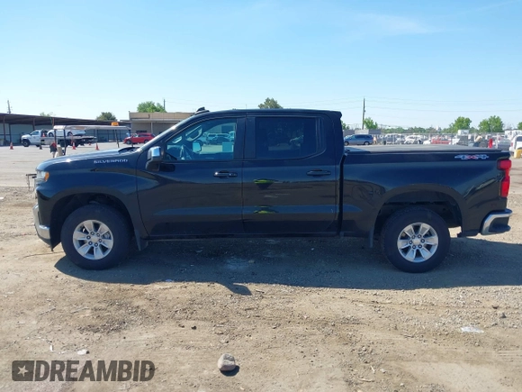 2020 Chevrolet Silverado 1500 LT with VIN 3GCUYDEDXLG356890, listed as a IAAI auction lot 42228239 with 140,889 mi miles and . Bid and sale history available at DreamBid. Image 14.