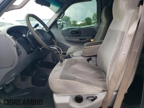 2000 Ford F-150 XL with VIN 2FTRX08L2YCA22507, listed as a Copart auction lot 55390075 with 197,785 mi miles and Salvage title. Bid and sale history available at DreamBid. Image 7.