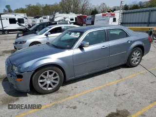 2007 Chrysler 300 C with VIN 2C3KA63H57H725971, listed as a Copart auction lot 51793044 with 137,825 mi miles and Salvage Title. Bid and sale history available at carsss.com. Image 1.