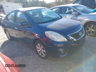 2012 Nissan Versa SV with VIN 3N1CN7AP0CL841801, listed as a IAAI auction lot 41364748 with 160,342 mi miles. Bid and sale history available at carsss.com. Image 1.