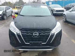 2024 Nissan Kicks S with VIN 3N1CP5BV0RL521270, listed as a IAAI auction lot 41777881 with 12,077 mi miles and . Bid and sale history available at carsss.com. Image 12.