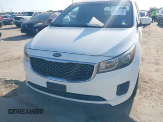 2015 Kia Sedona LX with VIN KNDMB5C10F6027850, listed as a IAAI auction lot 42010344 with 127,019 mi miles. Bid and sale history available at carsss.com. Image 6.