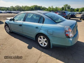 2002 Nissan Altima S with VIN 1N4AL11D72C133784, listed as a Copart auction lot 65965445 with 171,956 mi miles and Salvage title. Bid and sale history available at DreamBid. Image 2.