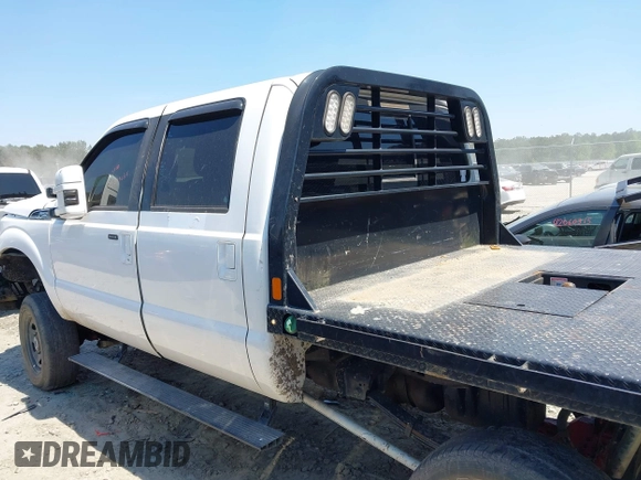 2011 Ford F-250 XL z VIN 1FT7W2BT4BEA25697, wystawiony jako IAAI lot #42059635 z przebiegiem 180 000 mil mil oraz . Historia ofert i sprzedaży dostępna na DreamBid. Obrazek 14.