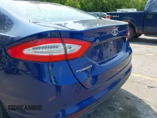 2013 Ford Fusion SE with VIN 3FA6P0H7XDR105003, listed as a IAAI auction lot 42393053 with 166,128 mi miles and . Bid and sale history available at DreamBid. Image 6.