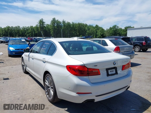 2020 BMW 5 Series 540i xDrive с VIN WBAJS3C07LCE31112, выставлен на аукционе IAAI как лот 42547409 с пробегом 42 093 миль миль и . История ставок и продаж доступна на DreamBid. Изображение 3.