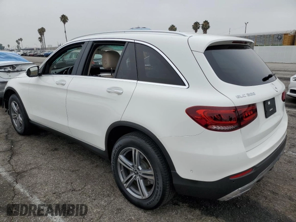 2022 Mercedes-Benz GLC 300 with VIN W1N0G8DB1NG078798, listed as a Copart auction lot 64029425 with 15,514 mi miles and Salvage title. Bid and sale history available at DreamBid. Image 2.