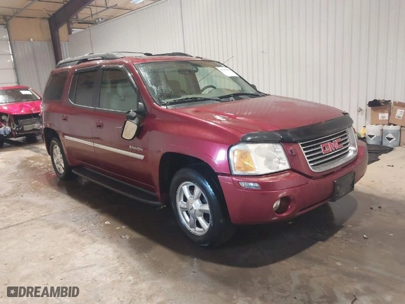 2006 GMC Envoy XL SLE with VIN 1GKET16S666128975, listed as a IAAI auction lot 41303944 with 292,318 mi miles. Bid and sale history available at carsss.com. Image 1.