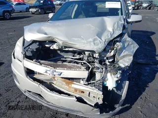 2012 Chevrolet Equinox LT w/1LT with VIN 2GNFLEE58C6204941, listed as a IAAI auction lot 41591031 with 147,387 mi miles. Bid and sale history available at carsss.com. Image 6.