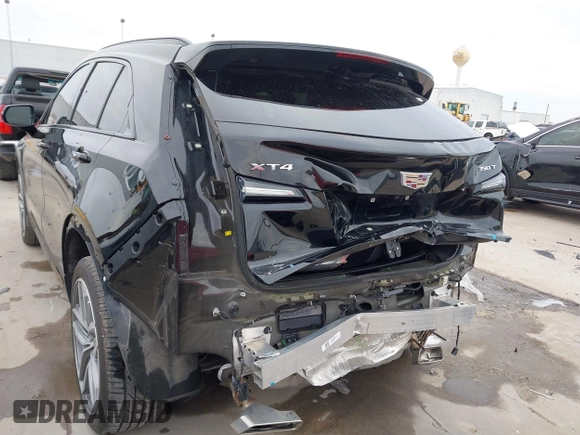 2021 Cadillac XT4 FWD Sport with VIN 1GYFZER40MF039140, listed as a IAAI auction lot 41287513 with 51,725 mi miles and . Bid and sale history available at DreamBid. Image 6.