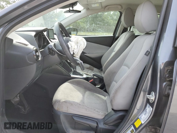 2019 Toyota Yaris L z VIN 3MYDLBYV0KY500741, wystawiony jako Copart lot #53882565 z przebiegiem 118 190 mil mil oraz Nie do naprawy • Non repairable. Historia ofert i sprzedaży dostępna na DreamBid. Obrazek 7.