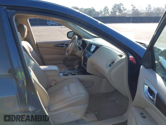 2013 Nissan Pathfinder SV with VIN 5N1AR2MM2DC607889, listed as a IAAI auction lot 41828129 with 210,513 mi miles. Bid and sale history available at carsss.com. Image 5.