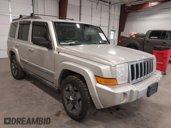 2008 Jeep Commander Sport with VIN 1J8HG48N98C127998, listed as a IAAI auction lot 41616502 with 186,249 mi miles and . Bid and sale history available at DreamBid. Image 1.