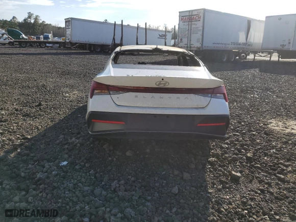 2024 Hyundai Elantra SEL with VIN KMHLS4DG5RU727710, listed as a Copart auction lot 47406725 with 0 mi miles and Non Repairable. Bid and sale history available at carsss.com. Image 6.