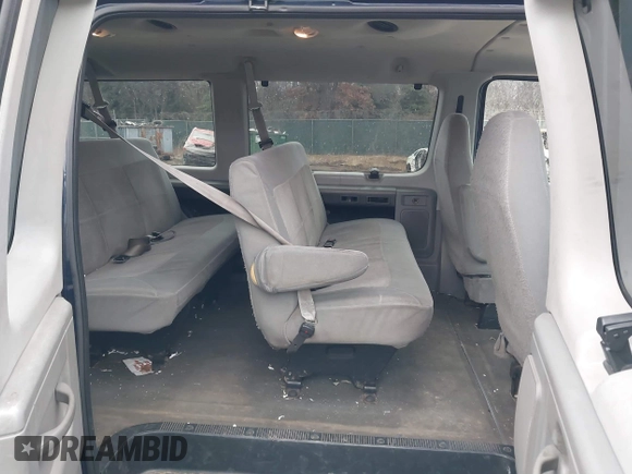 2006 Ford Econoline Passenger XL with VIN 1FMRE11LX6DA52692, listed as a IAAI auction lot 41718305 with 138,736 mi miles and . Bid and sale history available at DreamBid. Image 8.