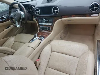 2015 Mercedes-Benz SL SL 400 z VIN WDDJK6FA0FF037207, wystawiony jako Copart lot #49697915 z przebiegiem 71 027 mil mil oraz Szkoda całkowita • Salvage title. Historia ofert i sprzedaży dostępna na DreamBid. Obrazek 8.