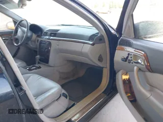 2000 Mercedes-Benz S 320/430/500 z VIN WDBNG75JXYA122235, wystawiony jako IAAI lot #42312244 z przebiegiem 213 967 mil mil oraz . Historia ofert i sprzedaży dostępna na DreamBid. Obrazek 5.