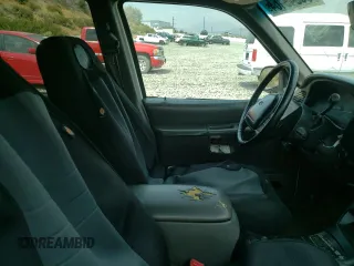 1999 Ford Explorer XLT with VIN 1FMZU32P6XZB94980, listed as a Copart auction lot 66349164 with 290,386 mi miles and Clean title. Bid and sale history available at DreamBid. Image 8.