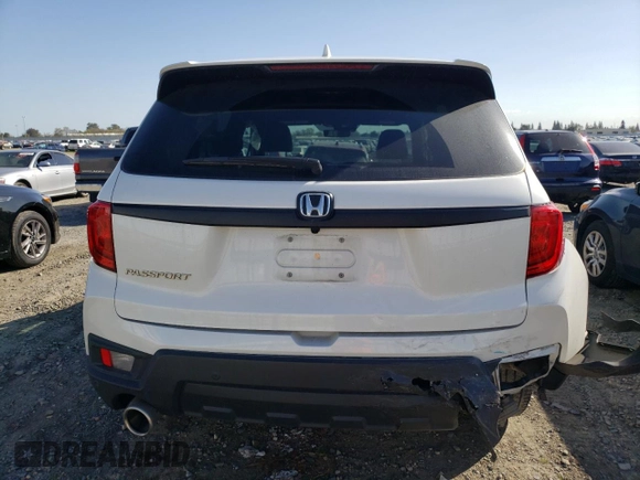 2022 Honda Passport EX-L z VIN 5FNYF7H57NB006039, wystawiony jako Copart lot #48367855 z przebiegiem 43 587 mil mil oraz Szkoda całkowita • Salvage title. Historia ofert i sprzedaży dostępna na DreamBid. Obrazek 6.