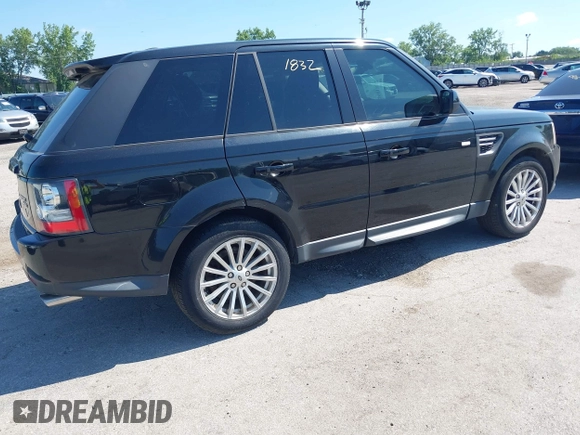 2011 Land Rover Range Rover Sport HSE z VIN SALSF2D4XBA704549, wystawiony jako IAAI lot #42641832 z przebiegiem 245 162 mil mil oraz . Historia ofert i sprzedaży dostępna na DreamBid. Obrazek 4.