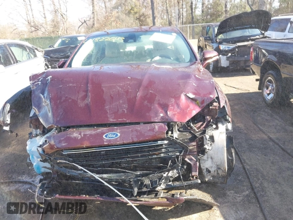 2013 Ford Fusion SE Hybrid with VIN 3FA6P0LU8DR206943, listed as a IAAI auction lot 41822643 with 141,484 mi miles. Bid and sale history available at carsss.com. Image 12.