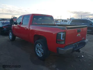 2007 Chevrolet Silverado 1500 LT w/1LT with VIN 3GCEC13J57G535161, listed as a IAAI auction lot 41282921 with 1 mi miles. Bid and sale history available at carsss.com. Image 3.
