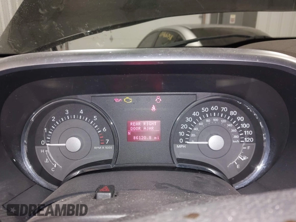 2010 Mercury Mountaineer Premier with VIN 4M2EN4JE4AUJ00454, listed as a IAAI auction lot 41372656 with 86,120 mi miles. Bid and sale history available at carsss.com. Image 7.