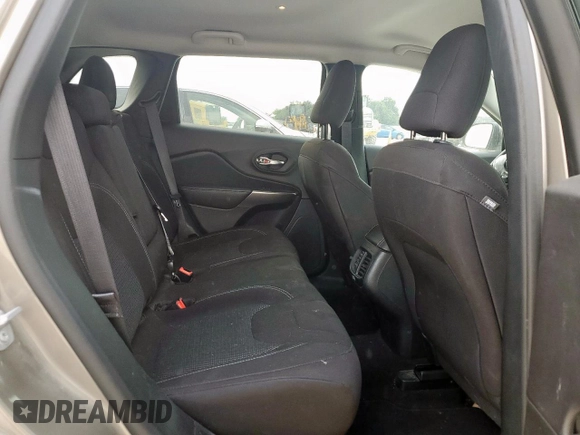 2020 Jeep Cherokee Latitude z VIN 1C4PJLCX7LD511157, wystawiony jako Copart lot #56926835 z przebiegiem 108 618 mil mil oraz Szkoda całkowita • Salvage title. Historia ofert i sprzedaży dostępna na DreamBid. Obrazek 11.