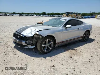 2016 Ford Mustang V6 z VIN 1FA6P8AM9G5306655, wystawiony jako Copart lot #53194395 z przebiegiem 162 519 mil mil oraz Szkoda całkowita • Salvage title. Historia ofert i sprzedaży dostępna na DreamBid. Obrazek 1.