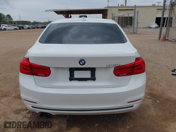 2018 BMW 3 Series 330i with VIN WBA8B9C59JEE82660, listed as a IAAI auction lot 41899267 with 65,205 mi miles and . Bid and sale history available at DreamBid. Image 17.