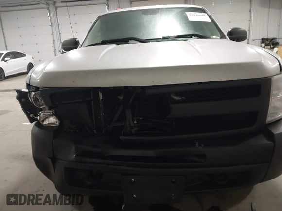 2012 Chevrolet Silverado 1500 Work Truck with VIN 1GCNKPE09CZ143501, listed as a IAAI auction lot 42040694 with 135,311 mi miles and . Bid and sale history available at DreamBid. Image 6.