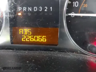 2008 Hummer H3 SUV with VIN 5GTEN13E188185413, listed as a IAAI auction lot 41316614 with 226,066 mi miles. Bid and sale history available at carsss.com. Image 15.