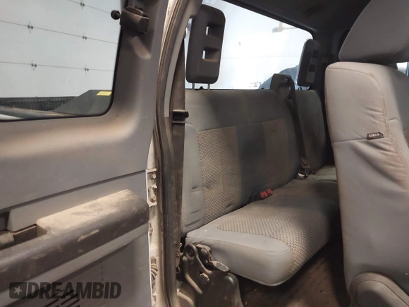 2013 Ford F-250 XL with VIN 1FT7X2B68DEB77475, listed as a IAAI auction lot 41609807 with 212,864 mi miles and . Bid and sale history available at DreamBid. Image 8.