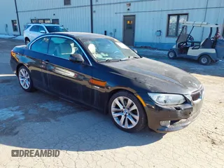 2011 BMW 3 Series 328i with VIN WBADW3C56BE541629, listed as a IAAI auction lot 41328198 with 150,359 mi miles. Bid and sale history available at carsss.com. Image 1.