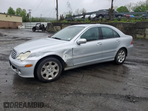 2006 Mercedes-Benz C 280 Luxury with VIN WDBRF92H96F815024, listed as a Copart auction lot 55578365 with 178,356 mi miles and Salvage title. Bid and sale history available at DreamBid. Image 1.