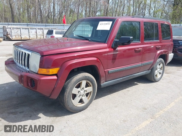 2007 Jeep Commander Sport with VIN 1J8HG48K27C661932, listed as a IAAI auction lot 42132895 with 255,707 mi miles. Bid and sale history available at carsss.com. Image 2.