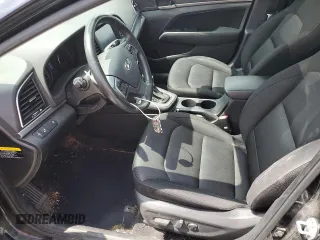 2017 Hyundai Elantra Value Edition z VIN KMHD84LF2HU247070, wystawiony jako Copart lot #57460915 z przebiegiem 124 337 mil mil oraz Szkoda całkowita • Salvage title. Historia ofert i sprzedaży dostępna na DreamBid. Obrazek 7.