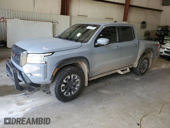 2023 Nissan Frontier Pro-4X z VIN 1N6ED1EK6PN624132, wystawiony jako Copart lot #53797395 z przebiegiem 55 344 mil mil oraz Szkoda całkowita • Salvage title. Historia ofert i sprzedaży dostępna na DreamBid. Obrazek 1.